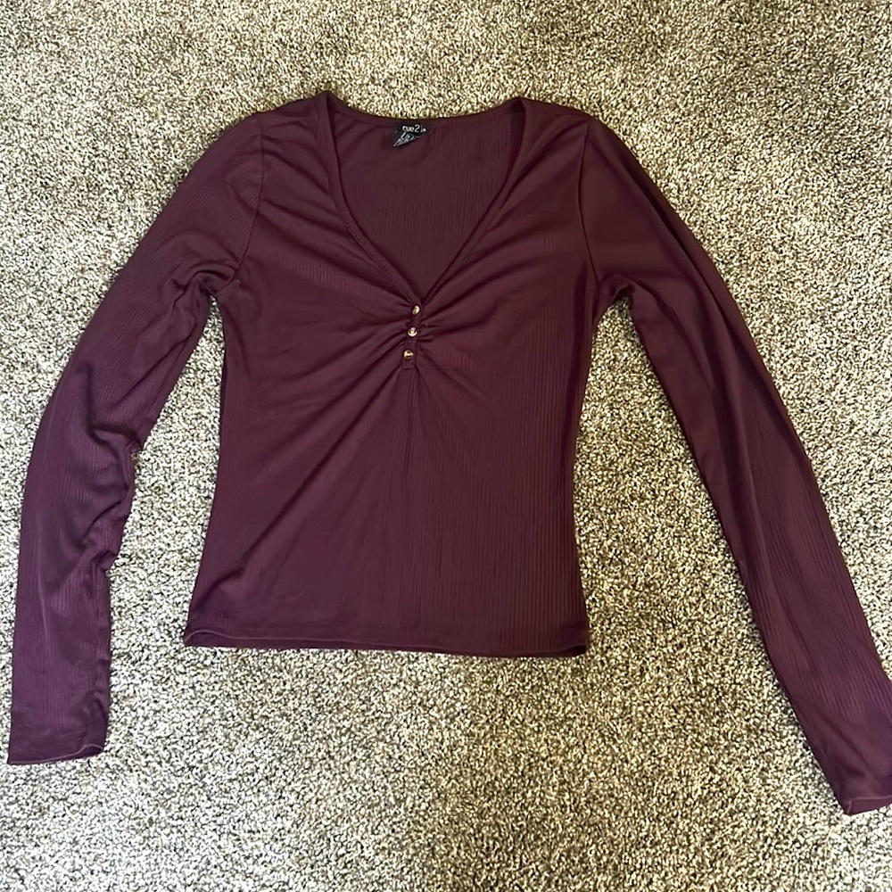 Light Long Sleeve Deep Purple V-Neck